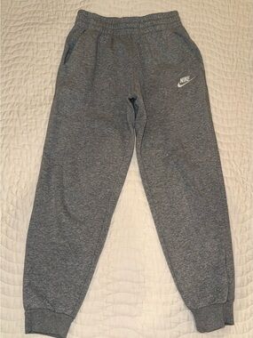 Nike Boys Gray Heather Jogger Sweatpants